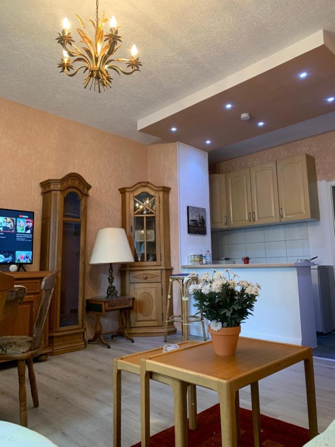 Hotel Gelsenkirchen Am Floez Esterno foto