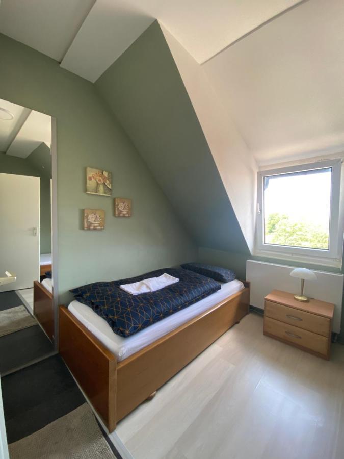 Hotel Gelsenkirchen Am Floez Esterno foto